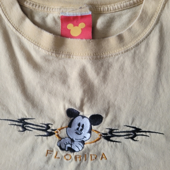 Vintage Disney T-Shirt - Picture 2 of 3